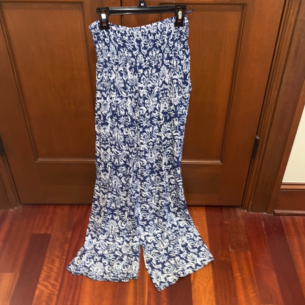 Flowy pants. Blue with white pattern. Size S. Perfect condition!